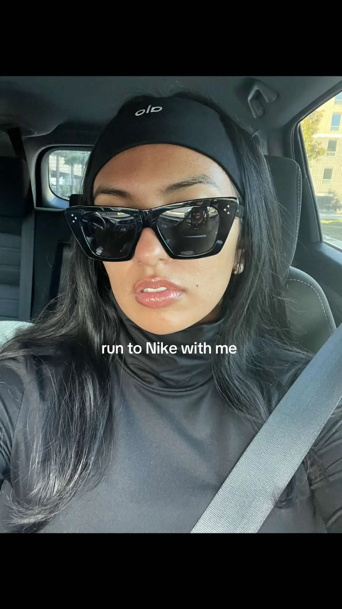 #nike #nikestore #nikesneakers #nikeshoes  #shoes #shop #louisvuittonbag #aloyoga  @Nike @Louis Vuitton @Alo Yoga 