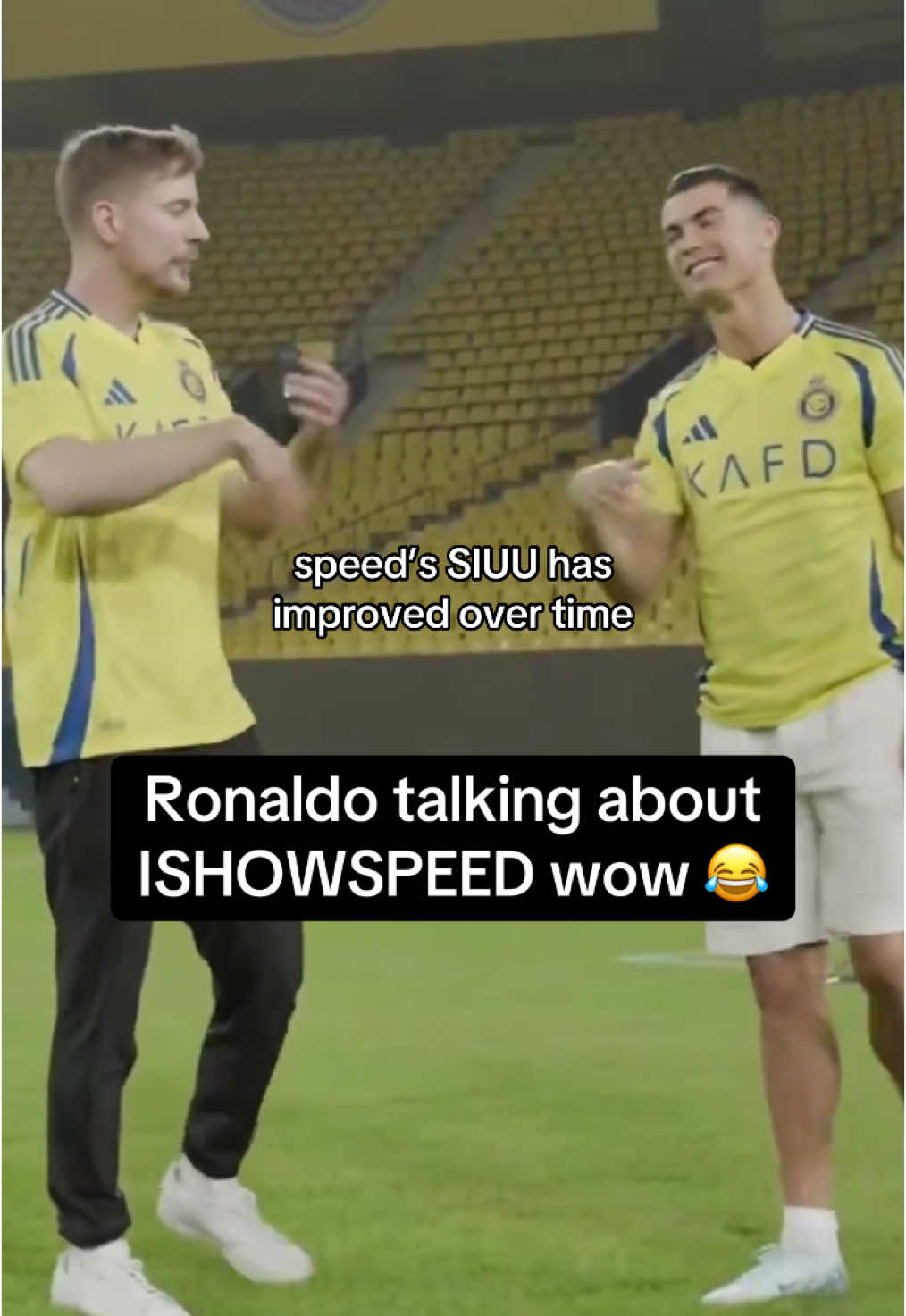 Mr Beast got Ronaldo talking about Speed 😭😂 @MrBeast #cristianoronaldo #cr7 #ronaldo #mrbeast #mrbeastchallenge #football #footballtiktok #futbol #futebol #goviral #fyp #4u #Soccer #soccertiktok #golazo #fifa #fut #risingballers 