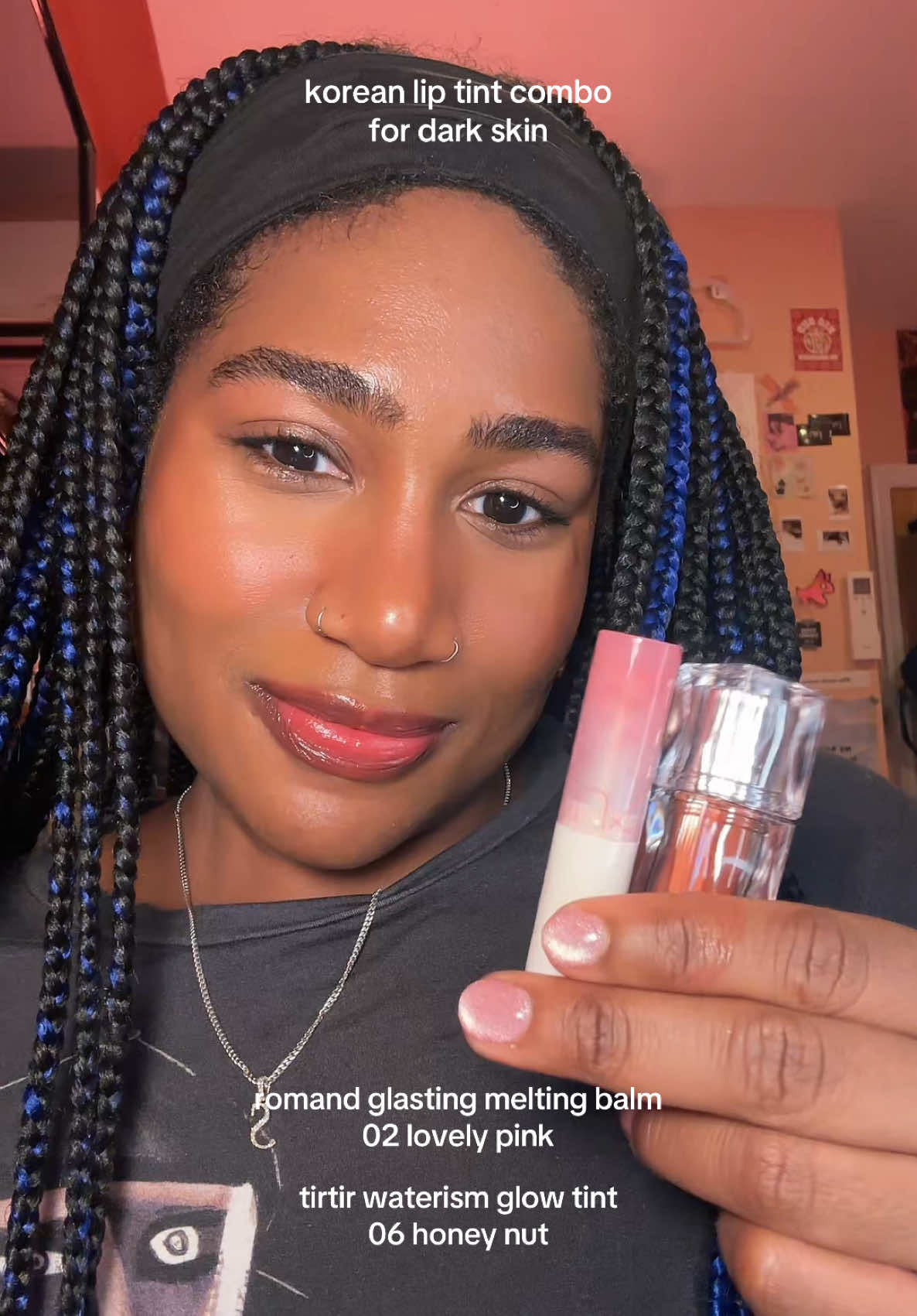 no lip liner needed! @롬앤 romand @TIRTIR Inc. #romandliptint #tirtirliptint #koreanliptint #liptintondarkskin #kbeautyondarkskin #blackgirlmakeup #koreanmakeup #kbeautyliptint #lipcombo #lipcomboforblackgirls #lipcomboforbrowngirls 