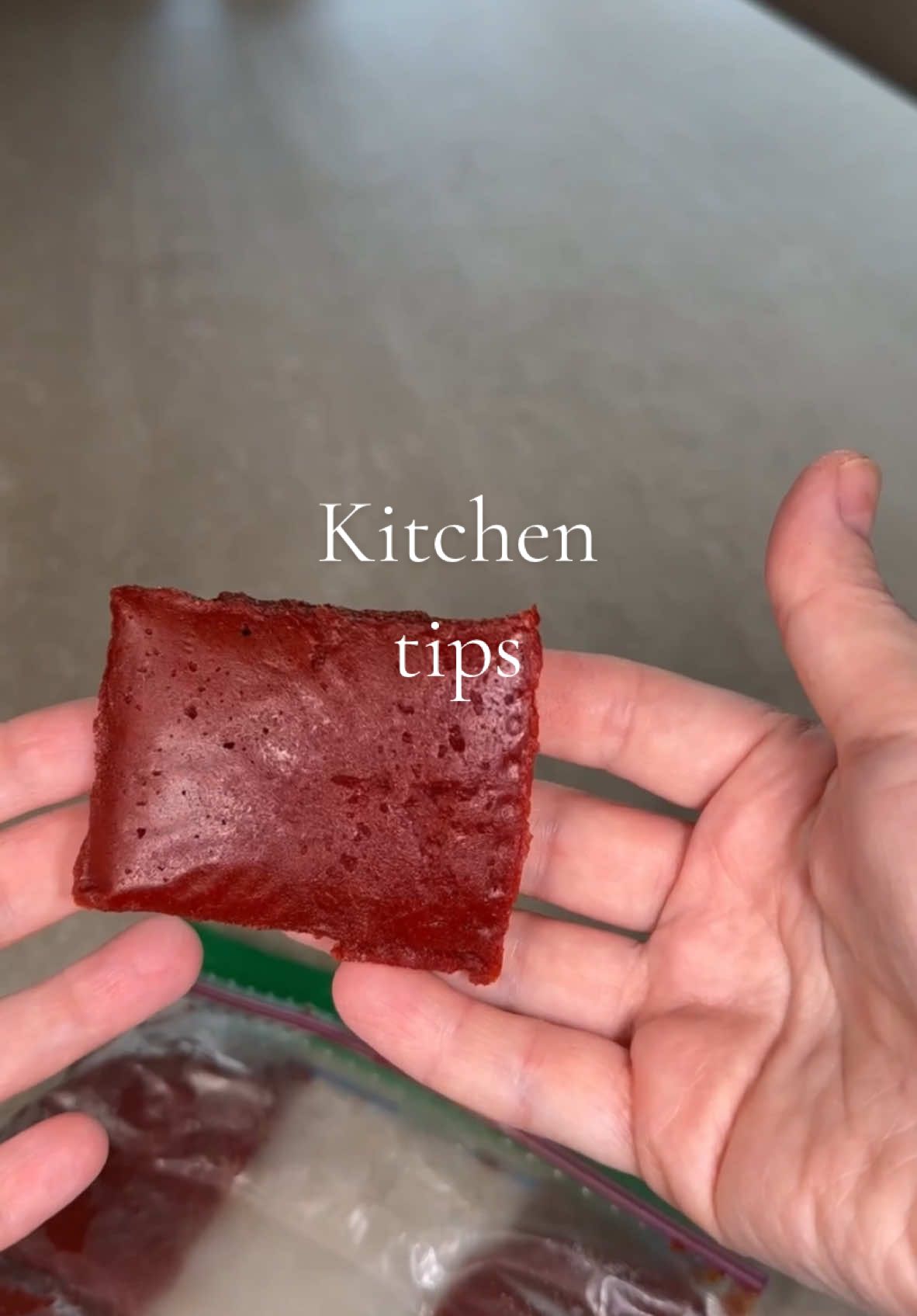 Storing tomato paste properly will #save your #money #hack #cooking #LifeHack #kitchen #tips 