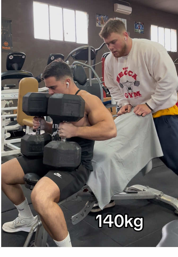 Joseca vs elias mancuernas de 70kg press inclinado @Elias Engquist | Coach Online #70kgdumbbells #pressinclinado #inclinebenchpress #chestworkout #chestdayworkout #pectoral #fyq #fyp #gym #gymmotivation #foryou #foryoupage #parati #paratipage #aesthetic #parami #trend #trending #glowupchallenge #fyq #fyp #culturismo #videoviral #viral