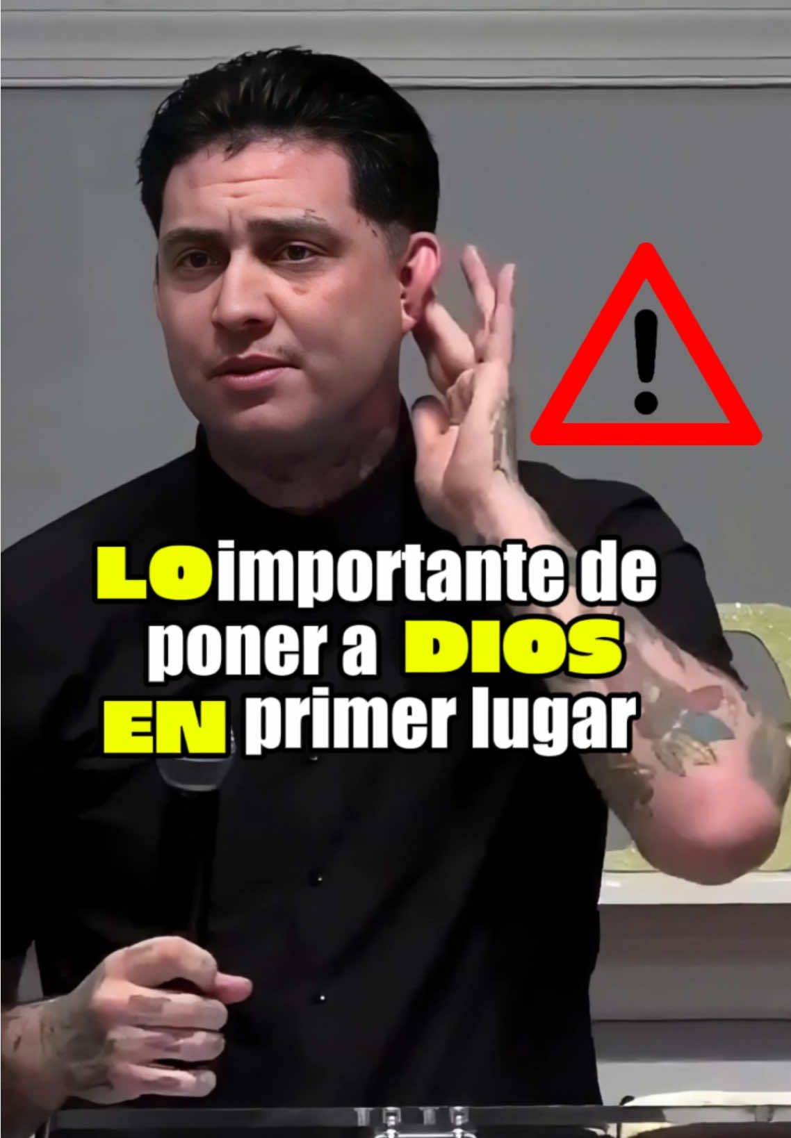 LO IMPORTANTE DE PONER A DIOS EN PRIMER LUGAR DE NUESTRA VIDA ❤️ #predicascristianas #raymonguevara #laryover #biblia #Dios 