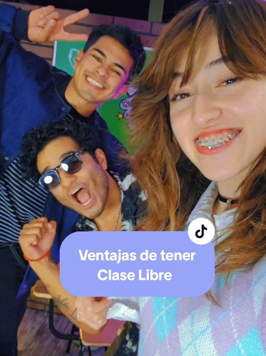 Respuesta a @liiza.baez Es bien chido 👌🏻 @Clase Libre @Esen @Islas Vlogs  #comedia #humor #escuela #escuela #liizabaez 