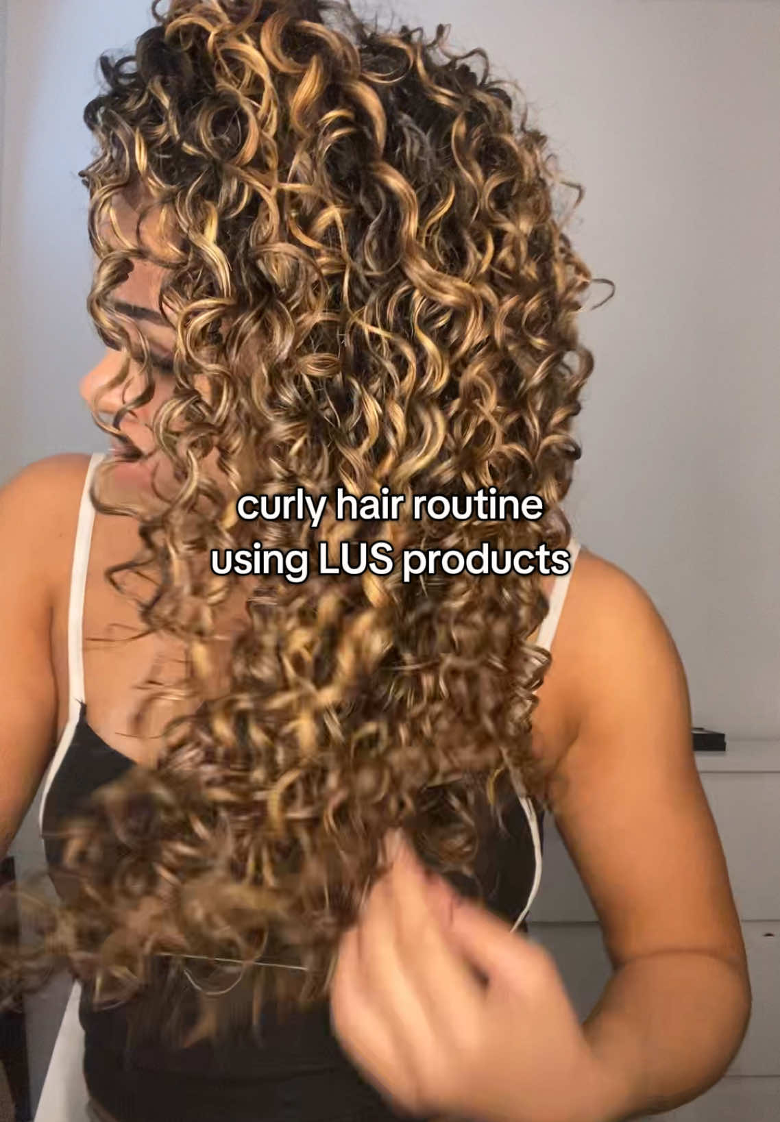 oh hiiii @LUS Brands #curlyhair #curlyhairroutine #curlyhairtutorial 