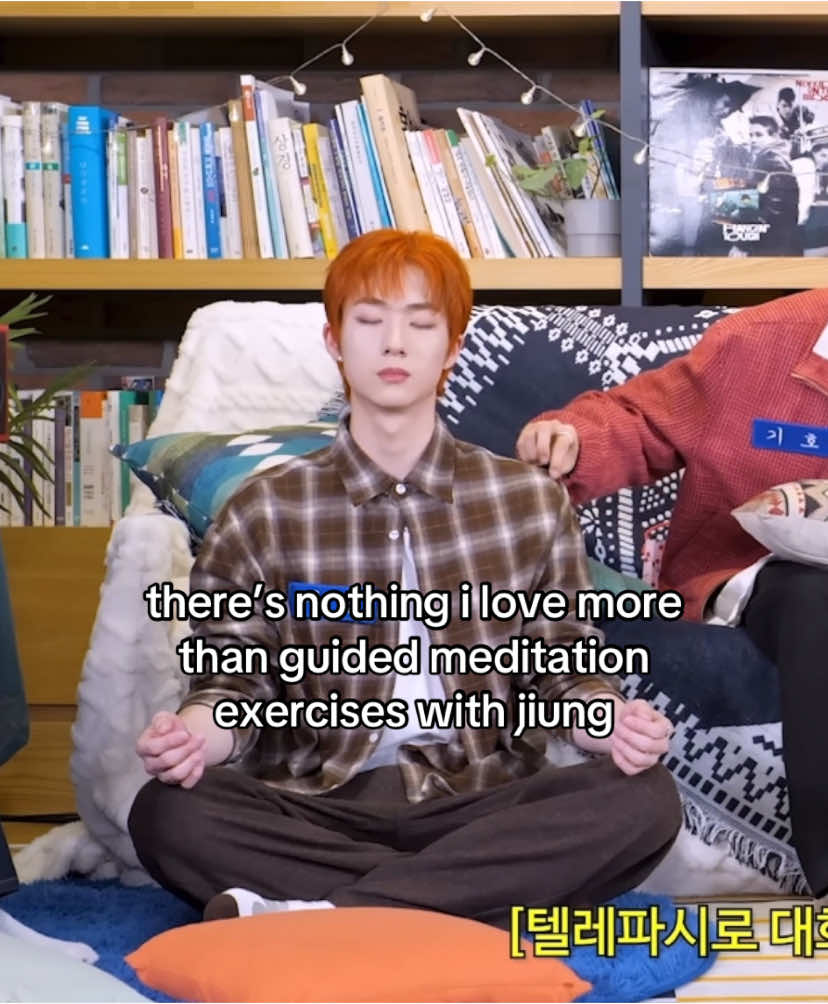 in another life jiung may have been a yoga instructor #p1harmony #p1h #piwon #p1ece #jiung #choijiung #jiungp1harmony #kpop #p1ecefyp 