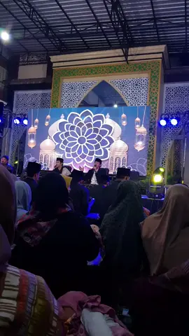 Rutinan majelis futuhul qolbi di ponpes Al anwar semalam kehadiran gus @faridmuhammadc 😊🙏🏻 matursuwun sampun hadir gus  #majelissholawat #majelissholawatdandzikir #majelisfutukhulqolbi #fyp #fypシ #fyppppppppppppppppppppppp #trend 