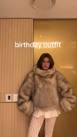 potential birthday outfit top: @ZARA 