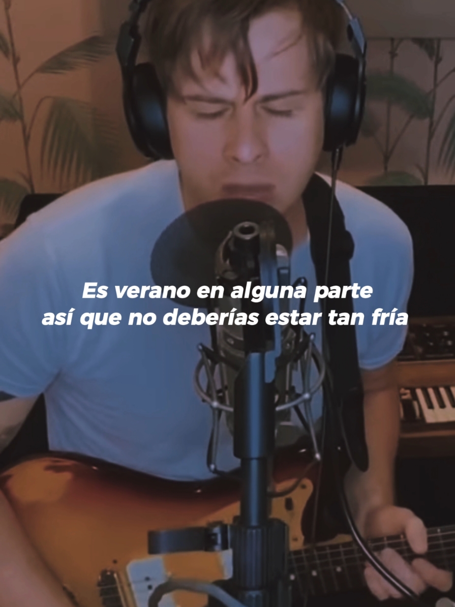 Nos veo bailando solos, lo hacemos mejor sin nadie alrededor 💫 #fosterthepeople #imagination #parati #musica #pumedupkicks 