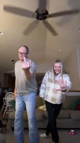 father allen is home  #dad #wait 
