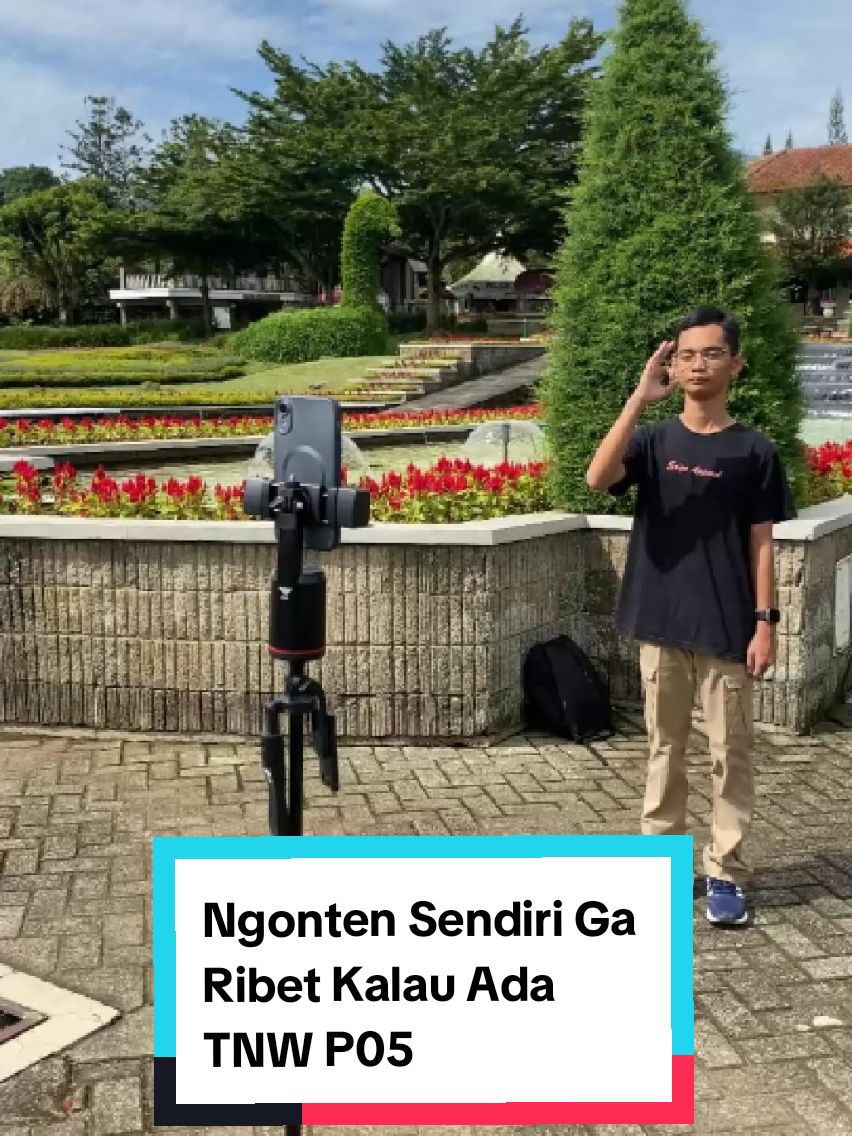 TNW P05 Auto Face Tracking berguna banget buat Ngonten sendirian karena bisa gerak ikutin gerakan kita dan kerennya udah ada remote bluetooth-nya buat rekam video atau ambil foto. #tnwp05 #autofacetracking #promoguncang1212 