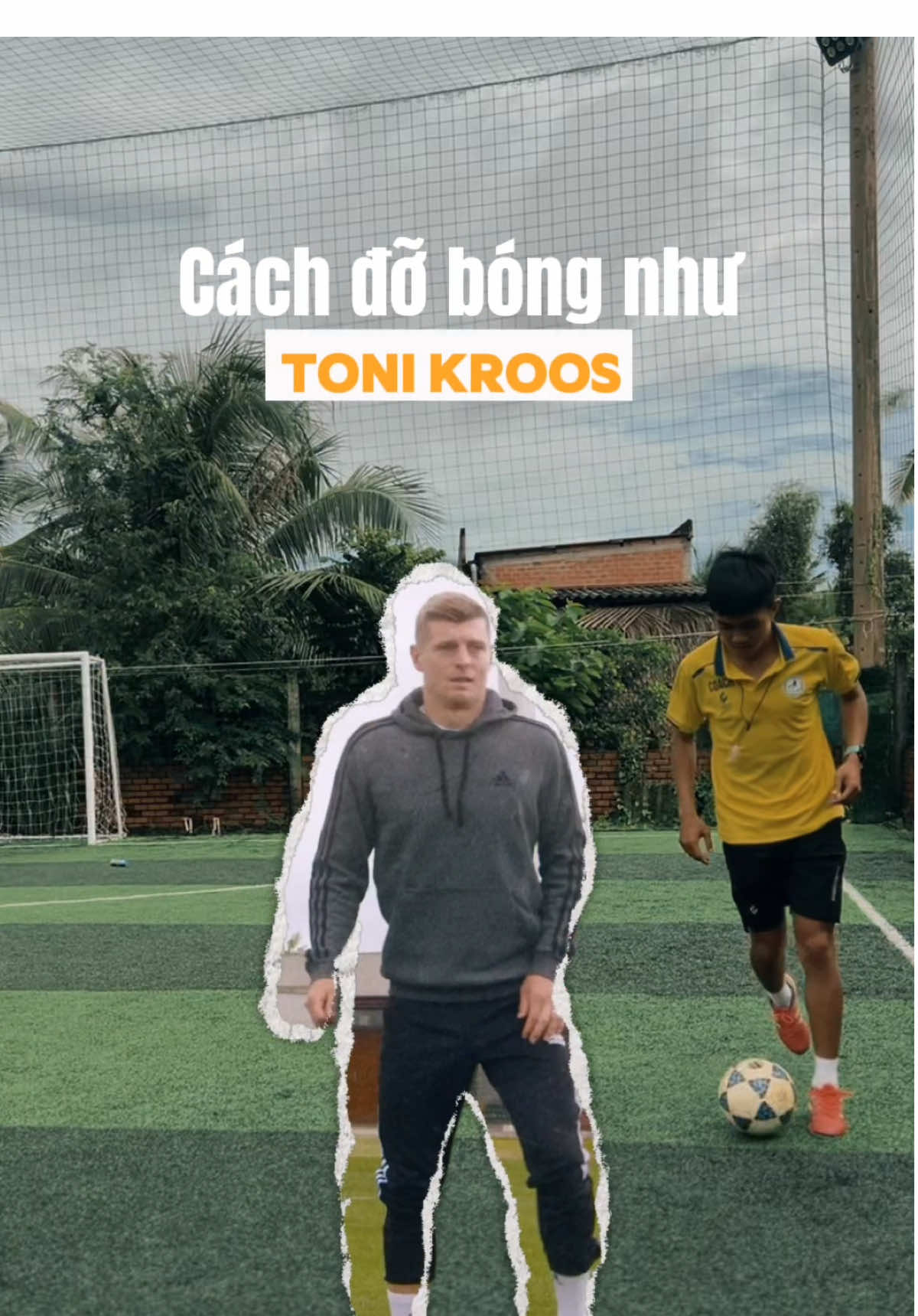 “Kroos Shuffle” bóng đá đơn giản cùng Toni Kroos #locfreestyler #kroos #sportsontiktok #footballtiktok #footballskills 