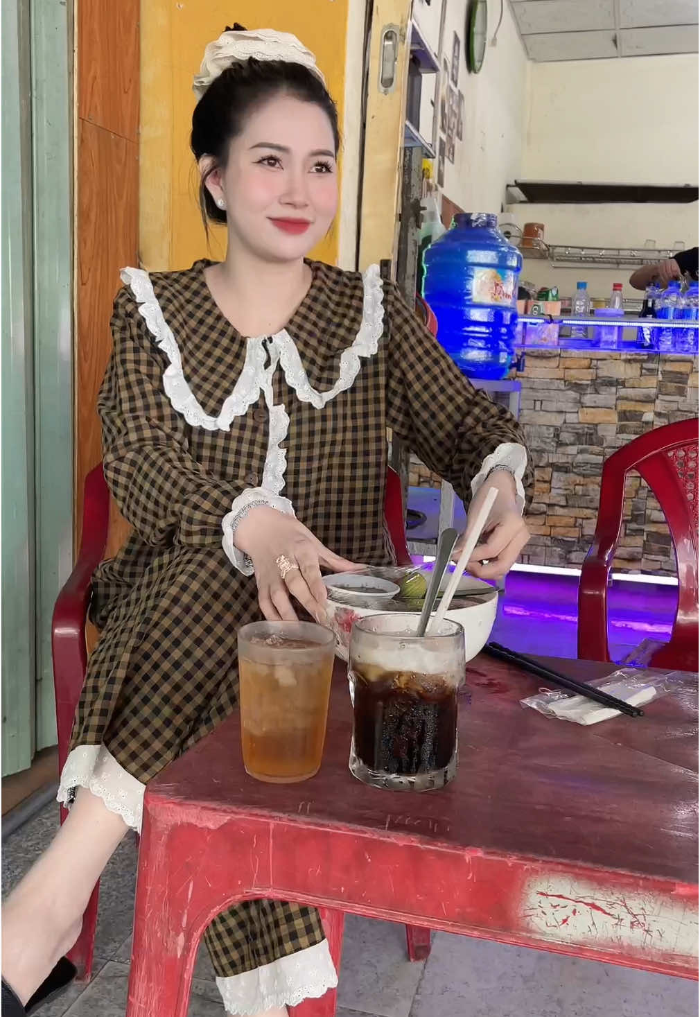 Hôm nay không đi cồn ăn đám giỗ nữa ở nhà bán cafe , đi lần nào cũng ko gặp bà 6 #letuankhang #ngantho91 #83soctrang #xuhuong #trending #xuhuongtiktok #cafe #mientay #xh #viral 