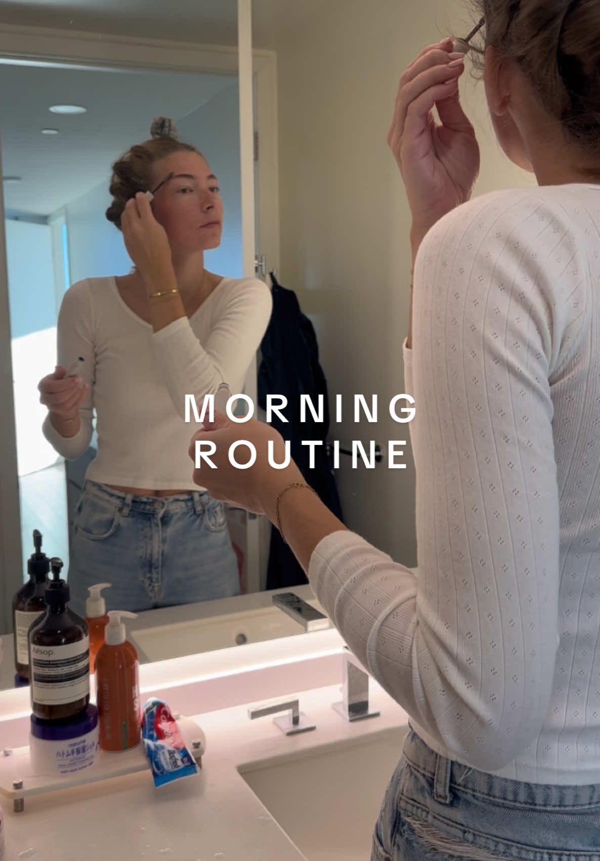 Welcome to our morning routine ⛅️⛅️ That outifit transition though >>> #morningroutine#Vlog#asmr#reset#CleanTok#satisfying#heatlesscurls#morningvlog#highrise#penthouse 