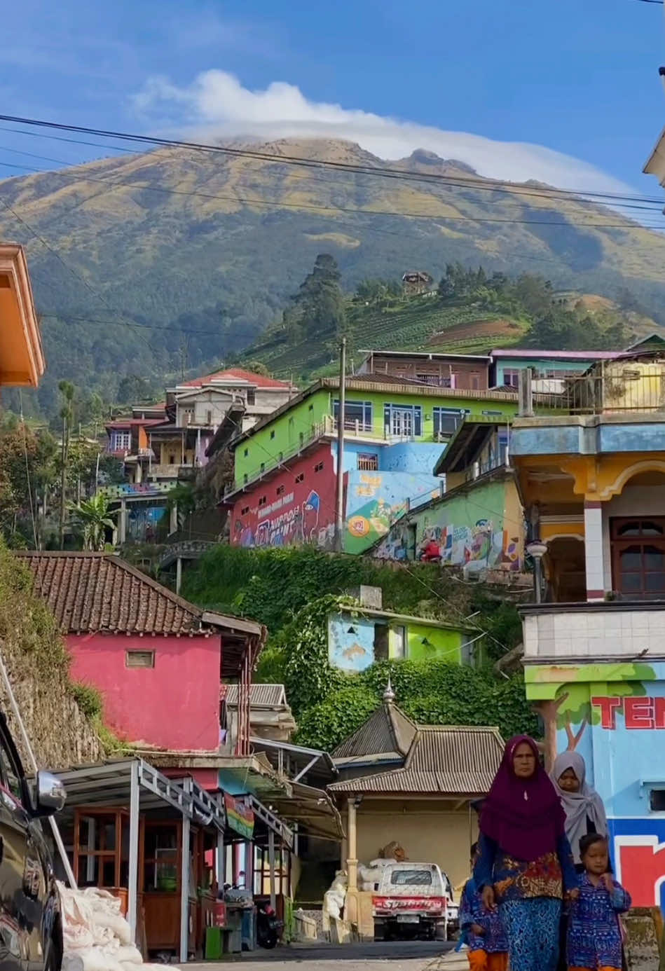 Pedesaan yang indah di lereng gunung sumbing 🍃 📍Nepal van java, Kaliangkrik, Magelang #nepalvanjava #nepal #kaliangkrik #magelang 