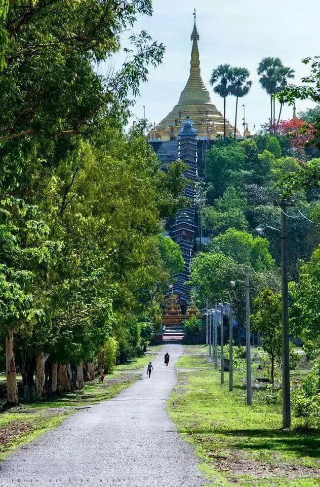 ဘုရားပုံတော်တွေမို့..ကျော်သွားကြပါ#fyppppppppppppppppppppppp #fypシ゚viral🖤tiktok #fypツ #fypgakni #fypdong #fyp 