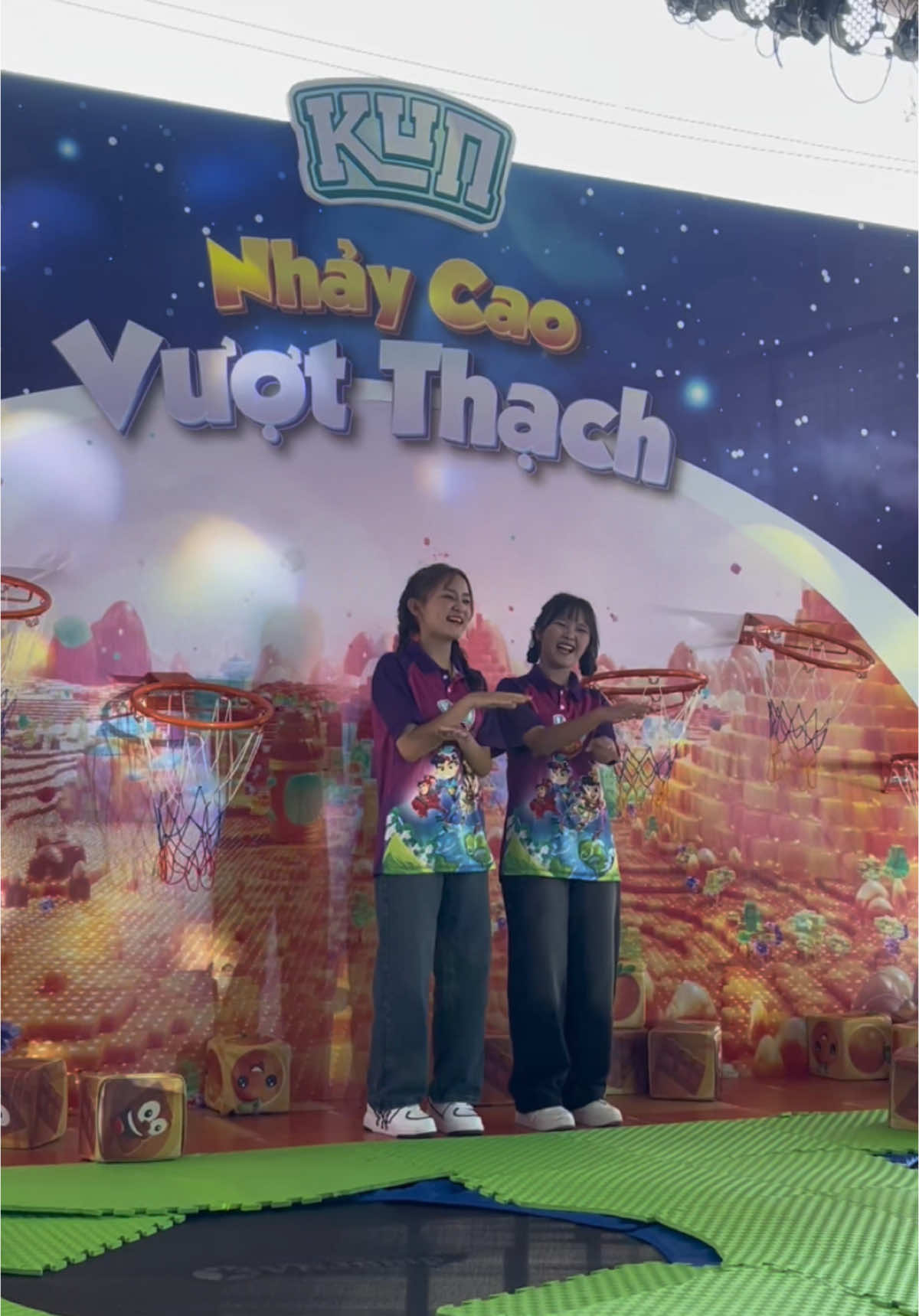 Ngân và nguyên tại sự kiện kun go cần thơ#thanhngan #thaonguyen #gocantho #anhbaphaitv #