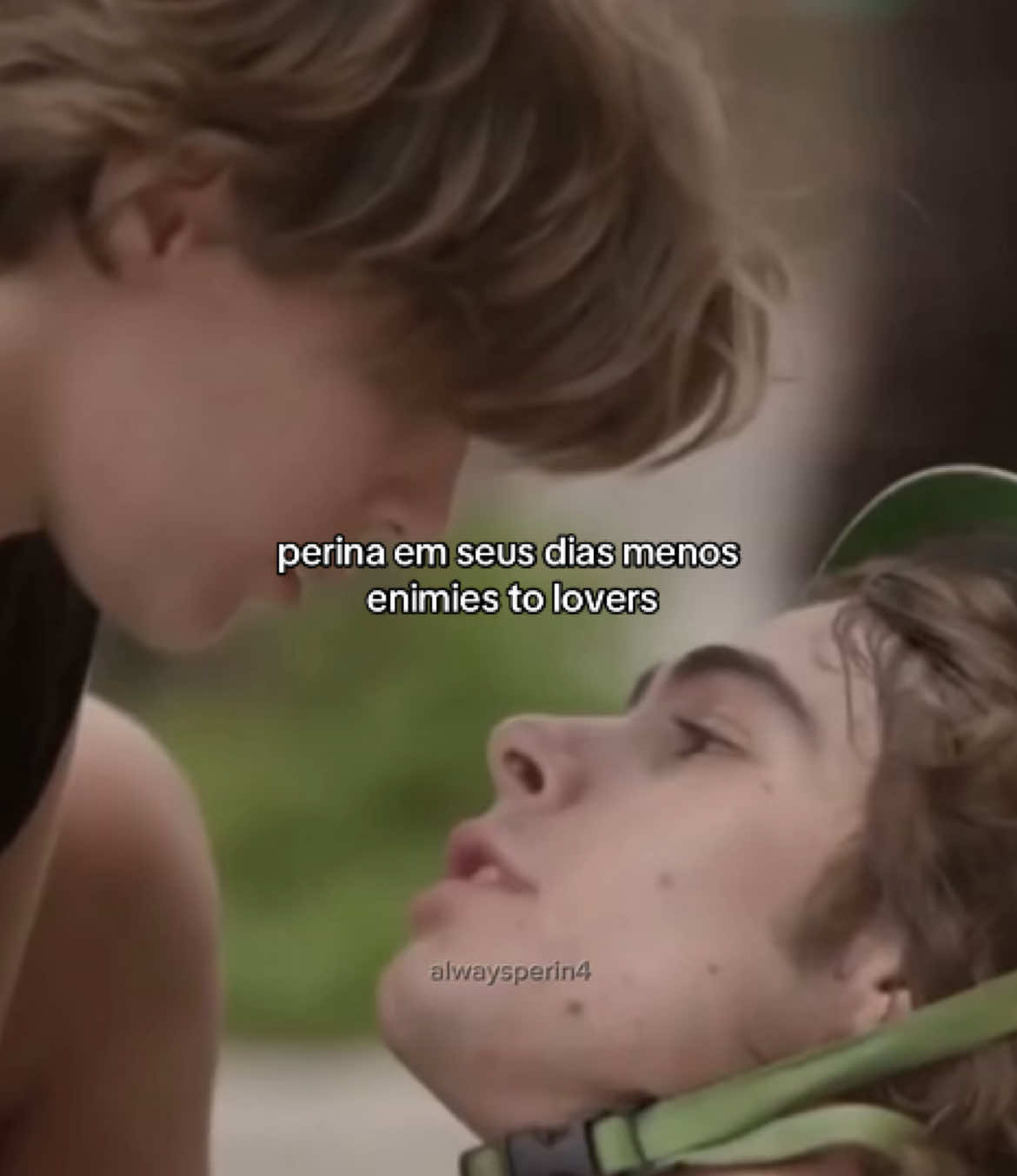 eles inventaram o plot #perina #rafavitti #isabellasantoni #core #enimiestolovers #pedroekarina #malhação #malhaçãosonhos #noveladaglobo #santovitti #foryou #romance #casal #humor #engraçado #2014 #2015 #namoro #couple #comedia #rir #pedroramos #karinaduarte #video #eunomeudiamenos #entregatiktok #viral