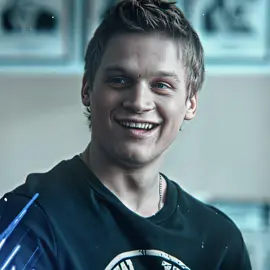 Признавайтесь чей краш из 2014😮‍💨😍 #физрук #артурсопельник 