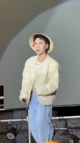 Vấp nhẹ nha tongtai :))) Soundcheck - FMT D3 in Hanoi 011224 Cre: snwlan__ #quanghungmasterd #the1stfanmeetinginvietnam 