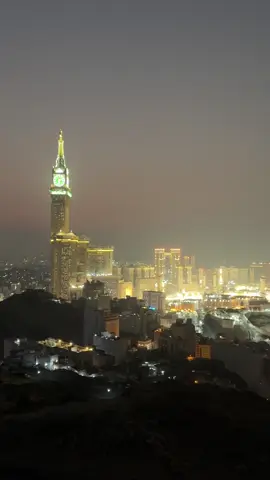 kalian pernah ke sini gak?.. pengalaman terbaik yang pernah ada!!!  semoga kalian semua di mudahkan berkunjung ke dua tanah suci makkah dan madinah untuk melaksanakan ibadah haji dan umroh!!!  aamiiin !!!🤲 #makkah #makkahmadinah #umroh  #tour #fyp