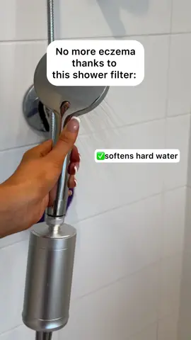I shower in tap water 🦠🤮 #tapwaterisbad #chlorine #filtered #showerfilter 