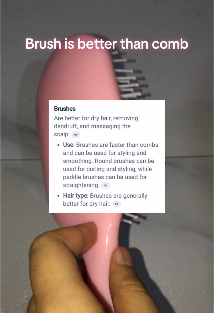 Cleaning hair massage brush Ang ganda ng quality tapos 37 pesos lang!!!! #hairbrush #hairmassagebrush #girlypink 