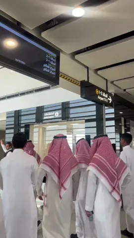 ميترو الرياض، وهو احد اكبر مشاريع النقل على مستوى المملكة 🚄 #fyp #ksu #riyadhmetro #ksuvc2020 #الرياض #مترو_الرياض #قطار_الرياض #riyadh 