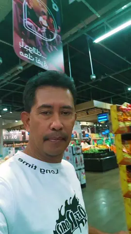 untuk apa aku di sini #kalau tiada berarti#pura pura bahagia padahal menderita