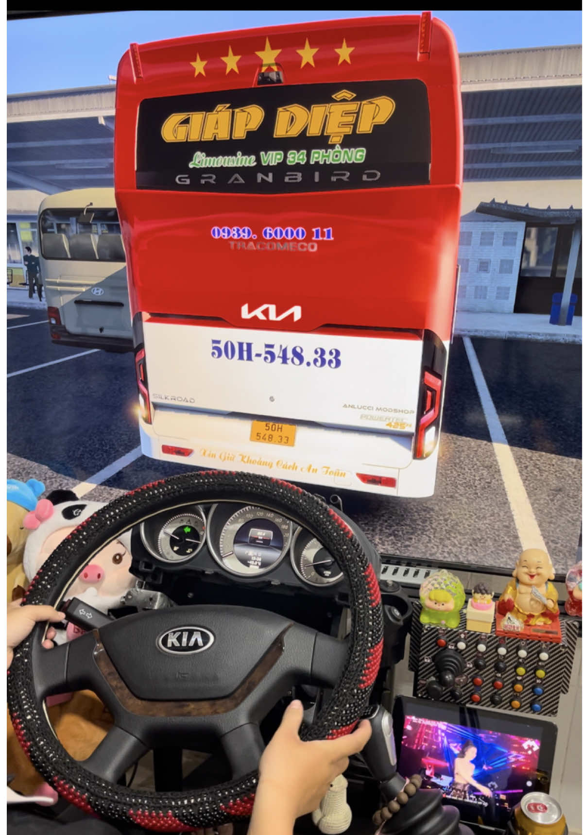 Nhạc hay quá 🥰😍 Anh em thích mình chạy xe gì cmt nhé 🥰 #volangmaithanh #ets2 #nhaxeucamexe #xekhachgiapdiep #eurotrucksimulator2 #xuhuong2024 #kiagranbird #xuhuong#xekhachvietnam  #ucamexe #WheelMaiThanh