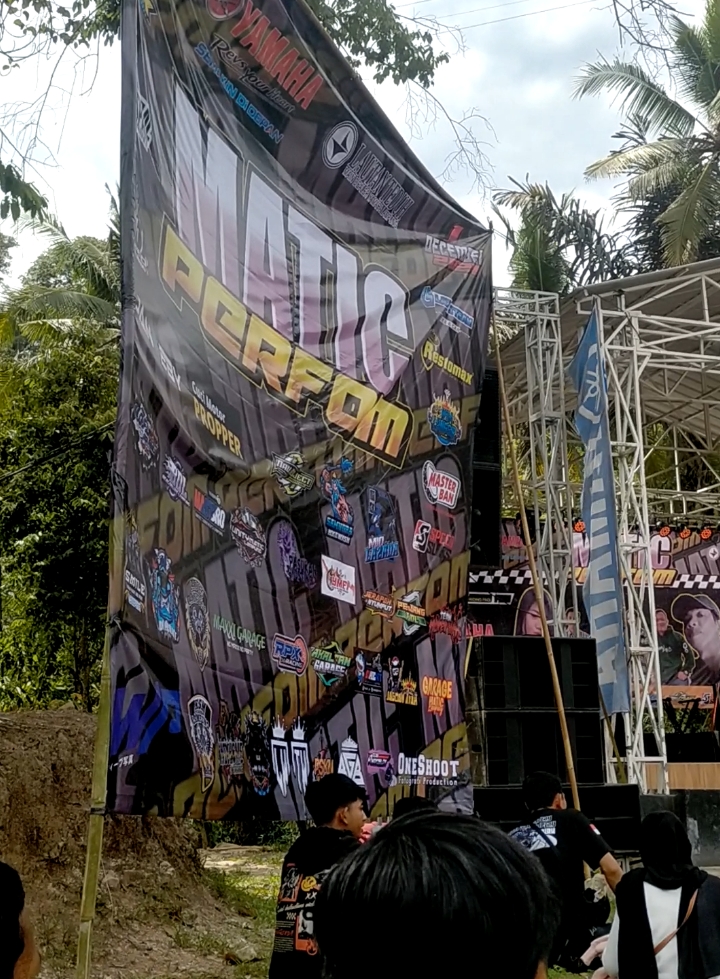 gmn keluh kesah acara tadi boloo🔥🔥 #fyppppppppppppppppppppppp #pecahhh💃🔥 #vatihh⚡ #vatihhhhhhhhhhh #ladieswarawiri #sunmory #maticperfom #fypage #platbelampung 