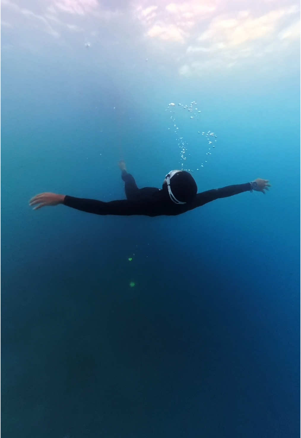 Jalan di darat❌ Jalan di air✅ #freedive #depthtraining #openwater #onefullbreath 