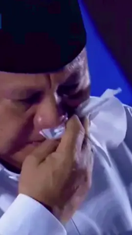 PRESIDEN PRABOWO MENANGIS SAAT UMUMKAN KENAIKAN GAJI GURU #presidenprabowo  #hariguru #fypシ゚viral 