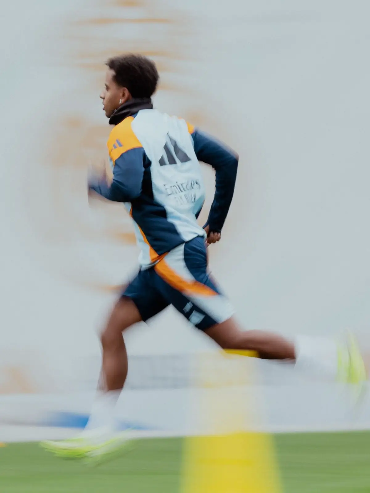 Mais algumas fotos da volta do rodrygo aos treinos no campo 🔥🇧🇷 @rodrygogoes #rodrygogoes #realmadrid #futebol #championsleague #laliga #RM 