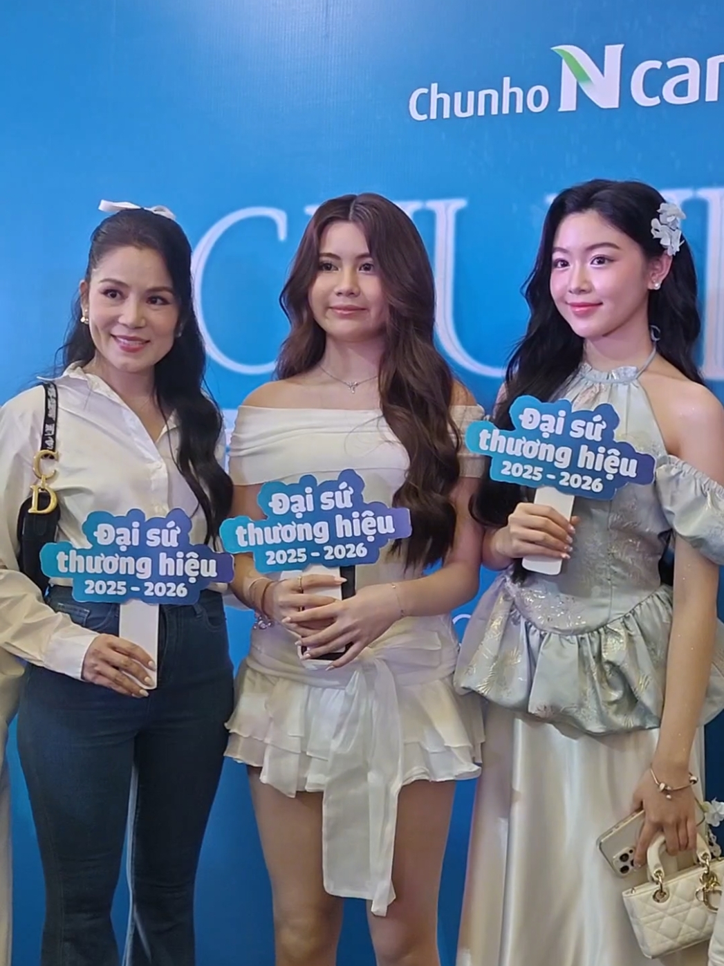 Cận nhan sắc của Hạt Dẻ, đẹp siêu giống mẹ Dạ Thảo #lolem #lem #hatde #tiktokgiaitri #saigonentertainment #ChunhoNcare 