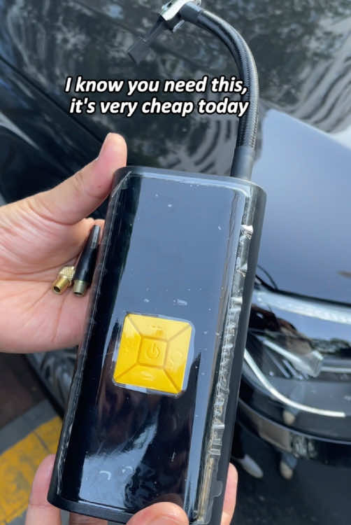 Grab this portable tire inflator and tehow it in your car just inncase #portabletireinflator #portabletirecompressor #roadsafety #tireinflator #portableairpump 