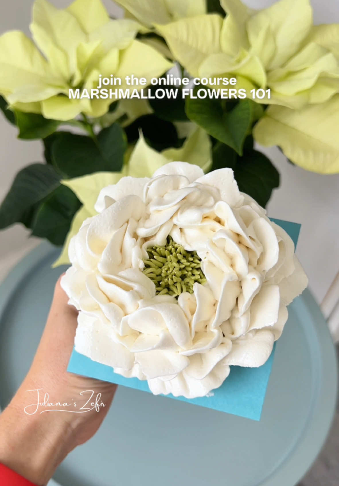 I teach how to make such a peony in the online course MARSHMALLOW FLOWERS 101.  You can see a link to detailed information about my online course in my profile bio 🌸