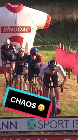 CHAOS! 😮 A crash at the front sparks mayhem early in the men's race at the UCI Cyclo-Cross World Cup in Dublin. Thibau Nys is okay and back racing! 👍 #CX #CycloCross #Cycling