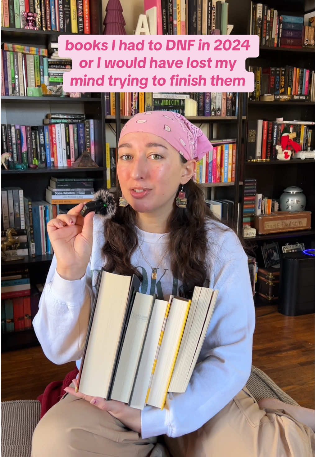 books that are even worse than the worst books i read this year because i couldn’t even finish them! although i will say i only had to dnf 5 books all year and that’s kind of a win #dnf #tbr #readinggoal #readingwrapup #leastfavorite #booktokfy #sjm #powerless #sallyrooney #leighbardugo 