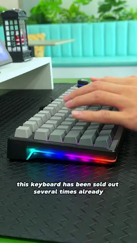 AULA F98Pro Keyboard, Gaming Accessories, Gaming Room Supplies, Rechargeable Gaming Keyboard, Wireless Keyboards, Mechanical Keyboard with Music Rhythm RGB Light & Rotating Button & Hot Swap Shaft