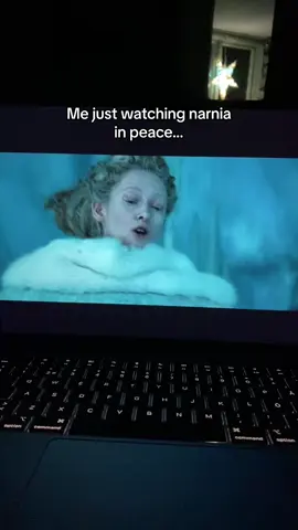 Honestly just no,#fyp #foryoupage #bookworm #book #BookTok #bookish #reading #readers #narnia #thelionthewitchandthewardrobe #princecaspian #pevensie 