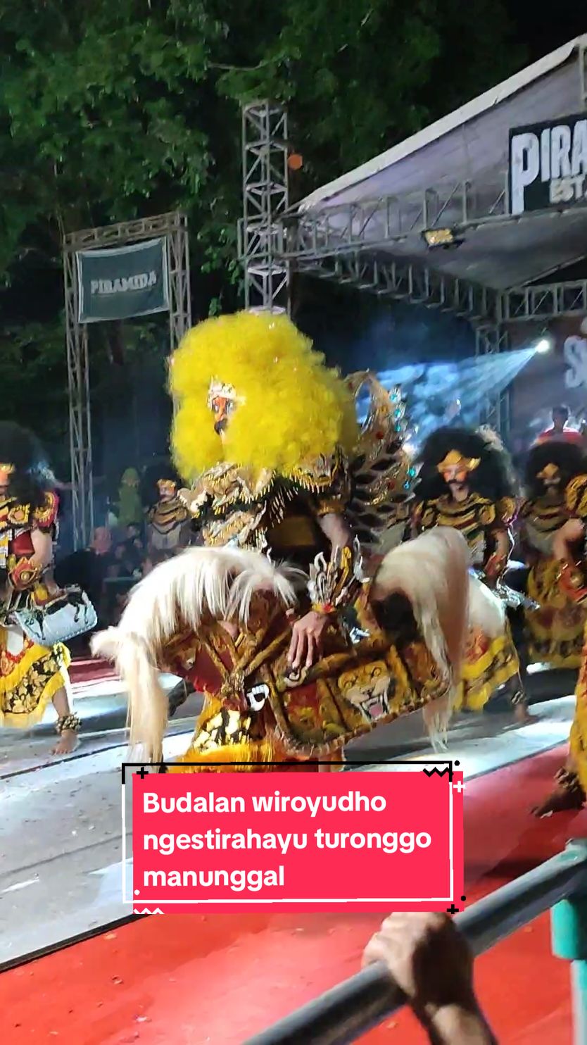 Budalan wiroyudho ngestirahayu turonggo manunggal🔥🔥🔥@NgestirahayuTuronggoManunggal @p.oglenk @𝕂’𝕜𝕖𝕜 𝕖𝕤𝕒𝕥 𝕖𝕤𝕠𝕥 @jumadigondrong0858 @Wisanggeni Lighting @bimmzzaryaa #cctvlokalslemanutara #bolokiprahlerengmerapi #fyp #ngestirahayuturonggomanunggal #bolokesot #bolokiprah #wisanggenilighting #sedulurkiprahlerengmerapi #wiropati #wiroyudho 