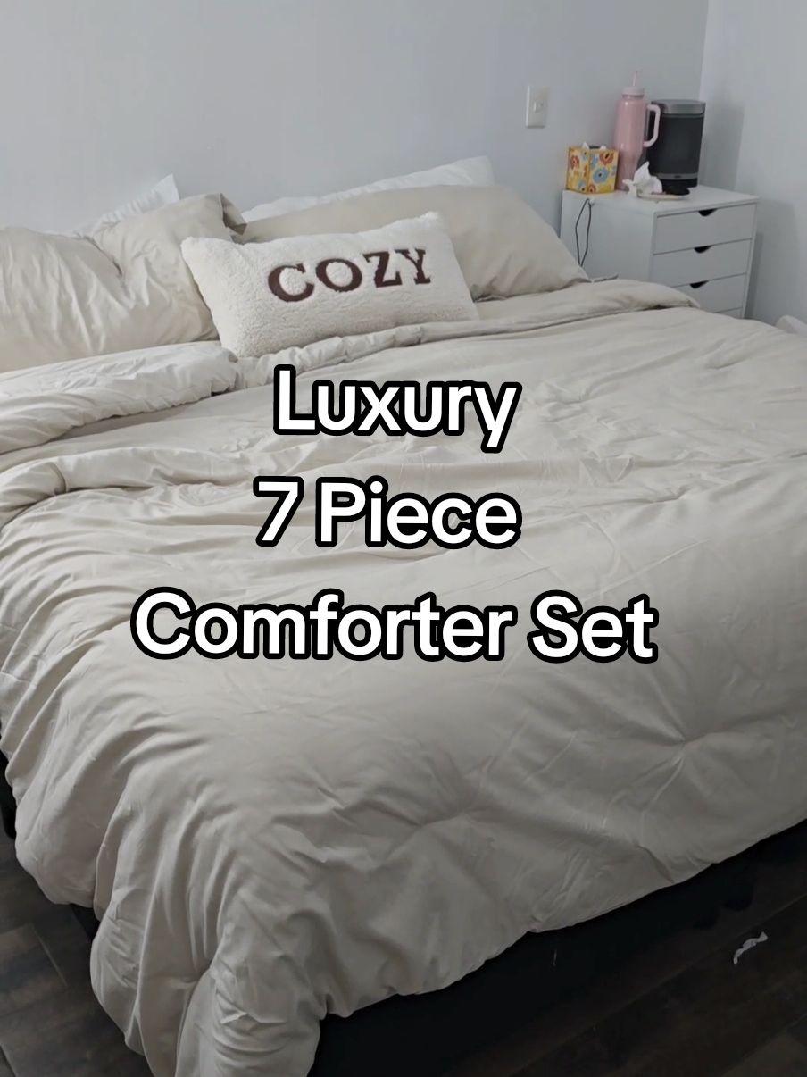 The best deal for a 7 Piece Comforter Set. #bedsure #Comforter #comforterset  #bedding #luxurybedding  #aesthetichome #fyp #flashsale  #tiktokshopcybermonday  #tiktokshopholidayhaul  #tiktokshopblackfriday #blackfridaydeals 