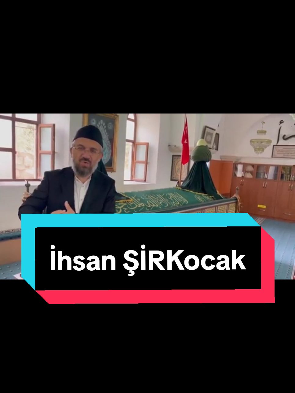 İhsan Şenocak isimli Hoca Seyyid Bilal diye bir şeyhin kopmuş başını eline alarak savaştığını iddia etti. #ihsanşenocak #ihsanşenocakhoca #şeyh #sohbet #kabir #islam #din #hurafe #şirk #tarikat #cemaat #hurafe #tarikatlarkapatilsin 