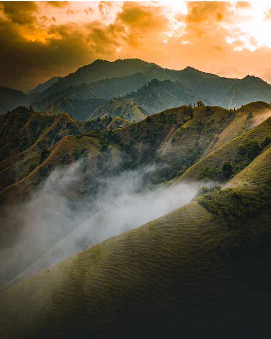 Ollon Toraja Buat yang pengen beli lutsku langsung aja gaskuen link di bio #cinematic #travelvideo 