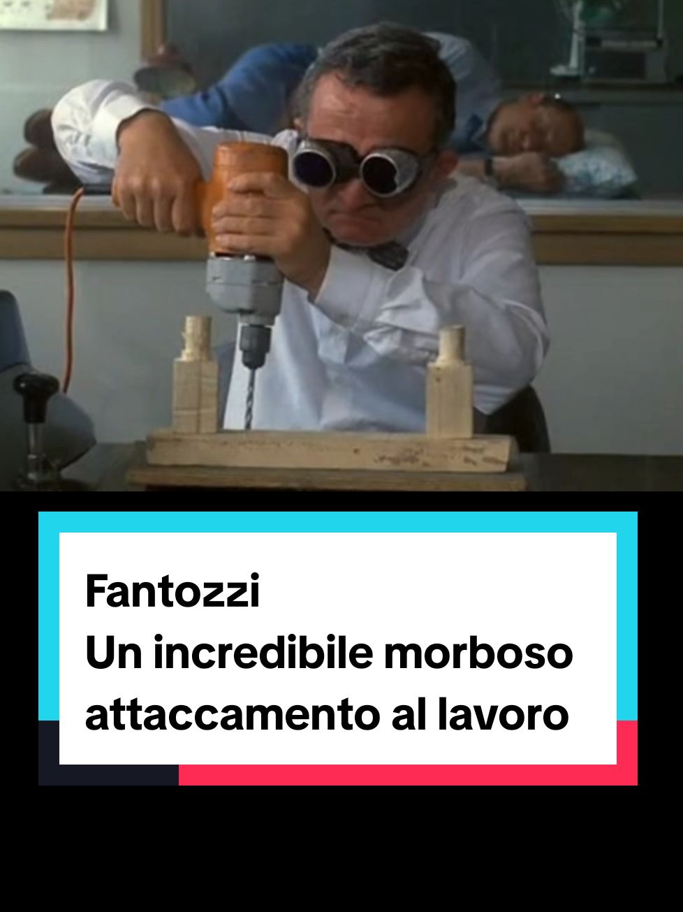 Fantozzi-Un incredibile morboso attaccamento al lavoro #fantozzi #paolovillaggio #clip #videoclip #videoviral #tiktokviral #incredibile #lavoro #filmclips #neiperte #perte #comicità #risate #commedia #fyp 