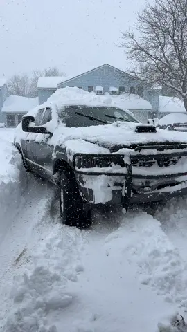 Please enjoy my husband trying to get his truck out to “play” in the snow…. Stay tuned for if he gets it out! #newyork #fortdrum #snowmaggeden #lakesnow #upstateny #lakeeffectsnow #snow #army #fortdrumnewyork #storm #snowstorm2024 #snowstorm 