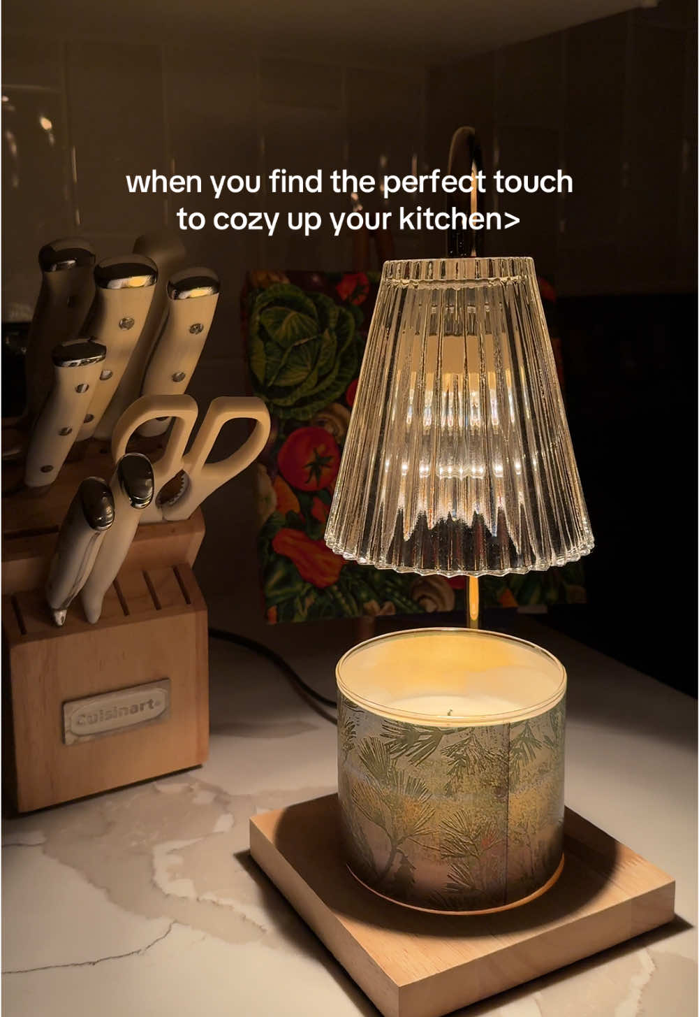 this candle warmer elevates spaces & makes a cute gift 🤭  #fy #fyp #tiktokshop #gift #giftideas #candles #decor #Home #kitchen #blackfridaysale 