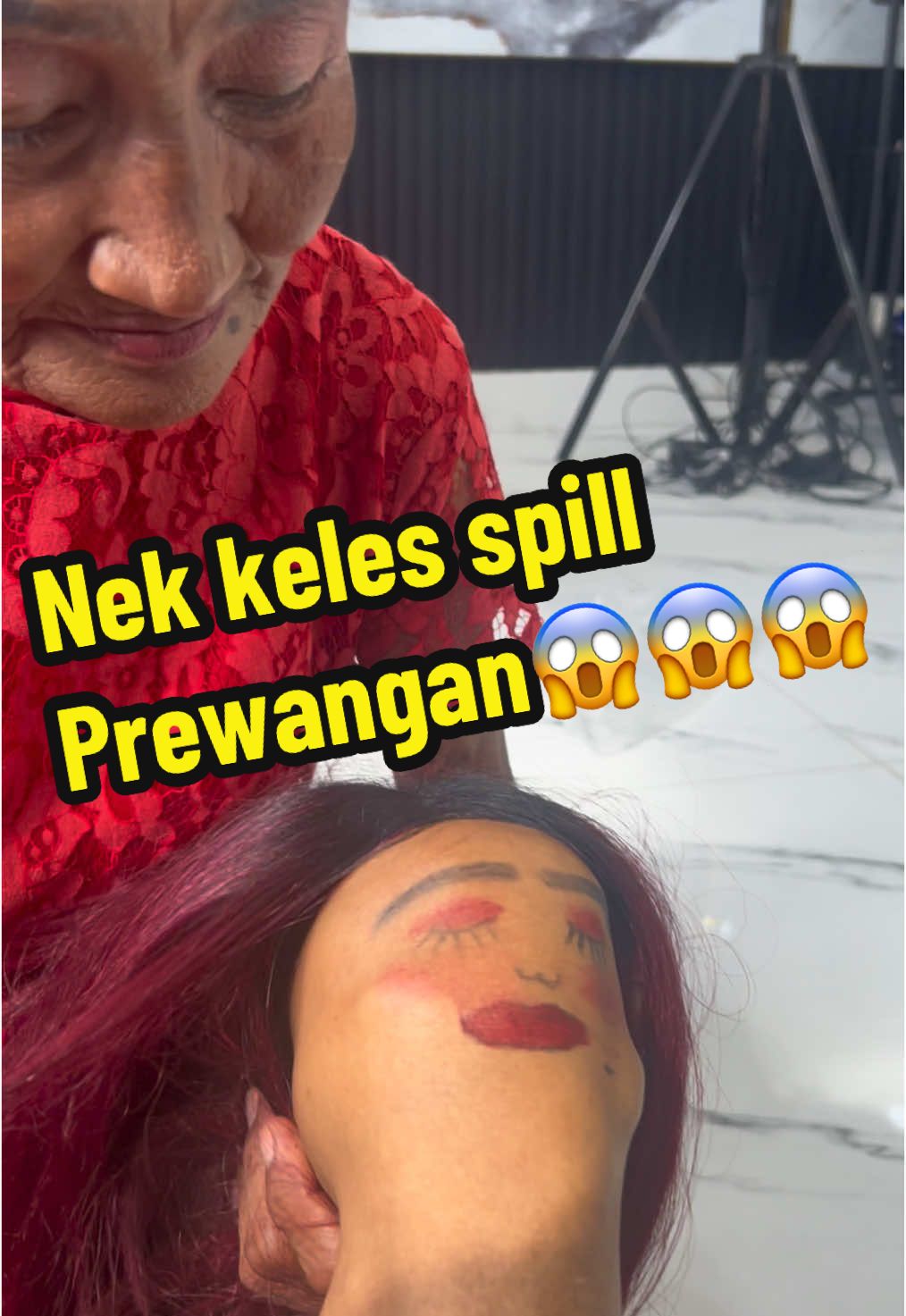 Ternyata disitu prewangan nekkeles 😱😱😱#selvinekkeles #nekkeles #nenekkeles 