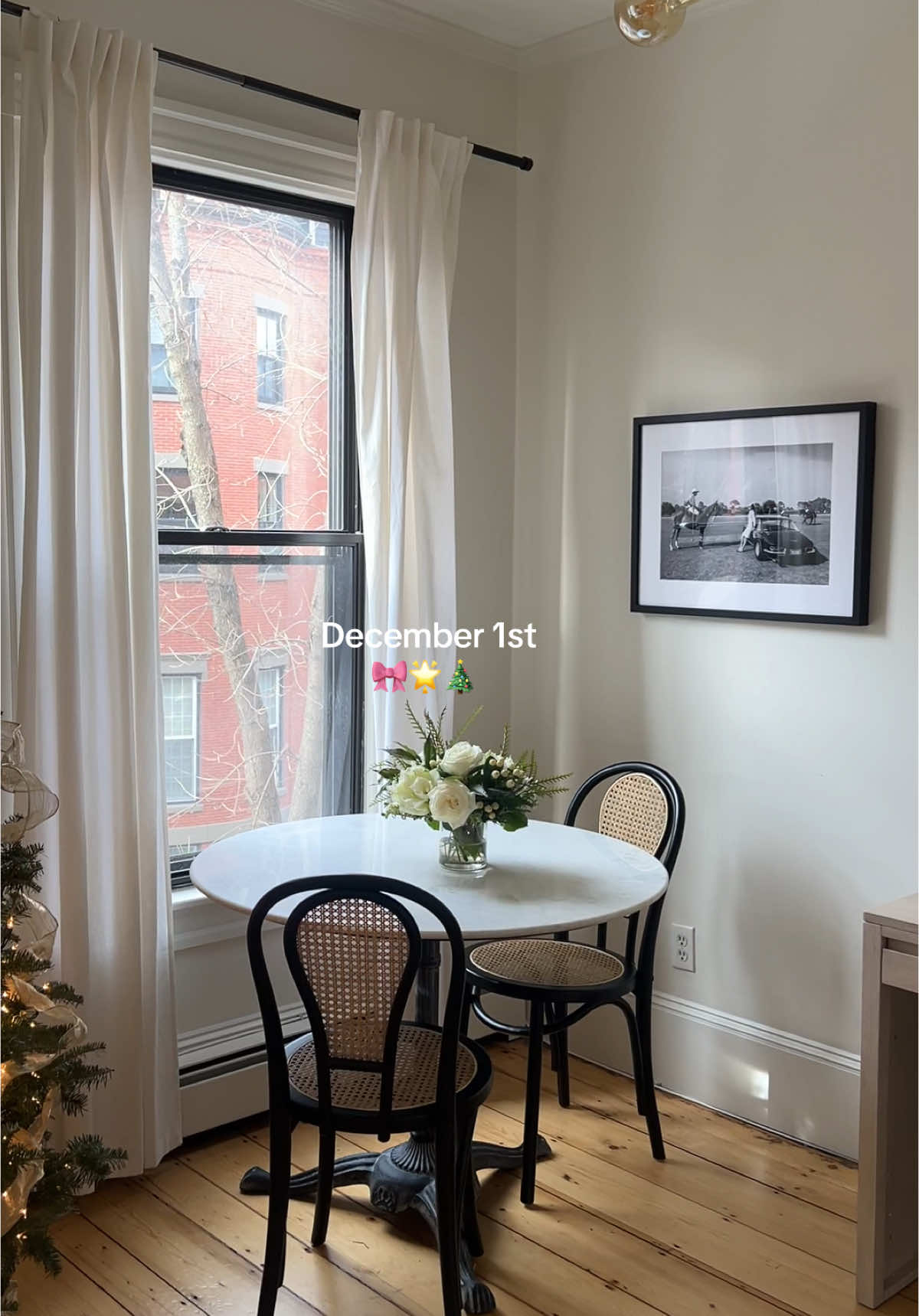 how is it already december!?🎁❤️  #christmas2024 #christmasaeathetic #painting #watercoloring #aesthetic #apartmentdecor #bostontiktok #boston #decor #inspo #chrismtasinspo 