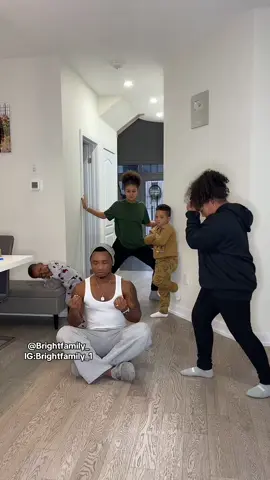 🤩🤩 #foryou #brightfamily_ #familytime #funtime #dancer #fyp @brightfamily_wife 